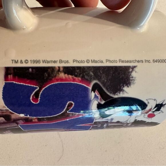 Looney Tunes Vintage Sylvester Coffee Mug - Picture 3 of 6
